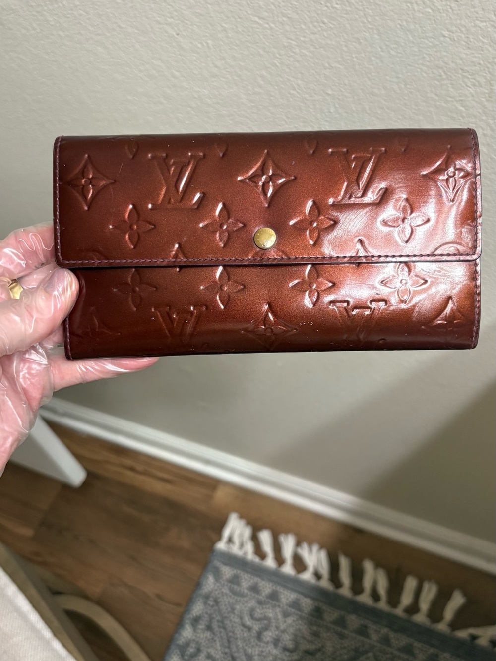 Louis Vuitton Vernis Monogram Continental Wallet - Bordeaux Patent - Picture 3 of 9
